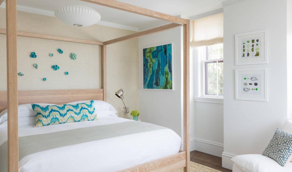 Nantucket Town Hotel | 21 Broad