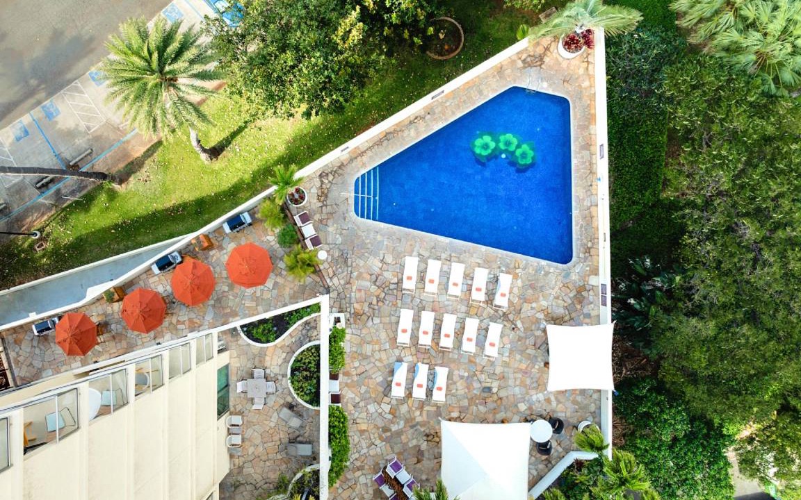 Waikiki Hotel | 219 m² Hotel ∙ 2 bedrooms ∙ 127 guests