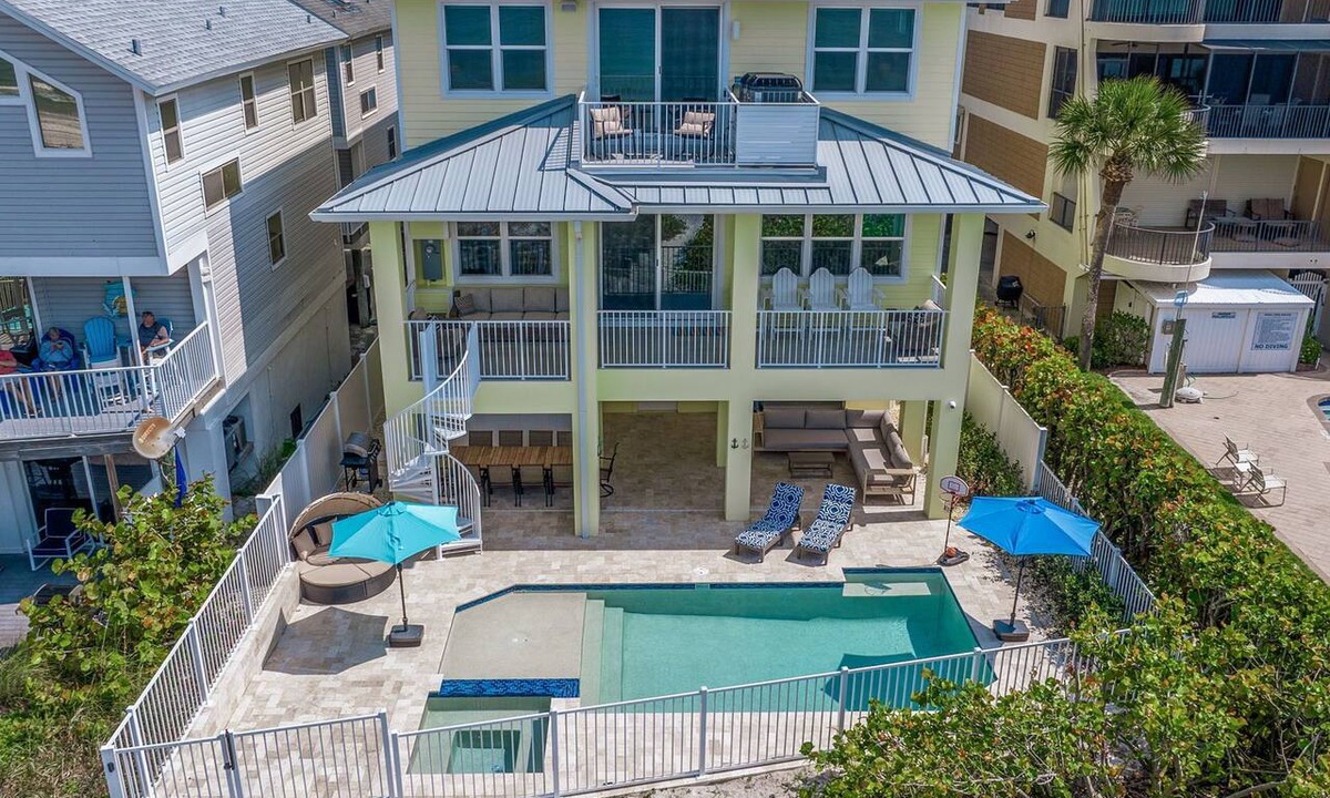 Indian Shores House | Beach Front Breeze Paradise – Gulf-Front Luxury w/Heated Pool, Hot Tub, Balconies & Sunset Views