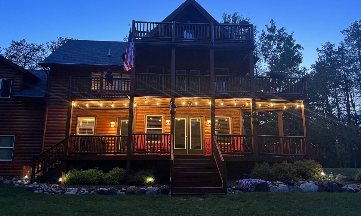 Alanson House | Bear Cabin - Waterfront - Huge Yard + Hot Tub - Peaceful Setting - EV Charger