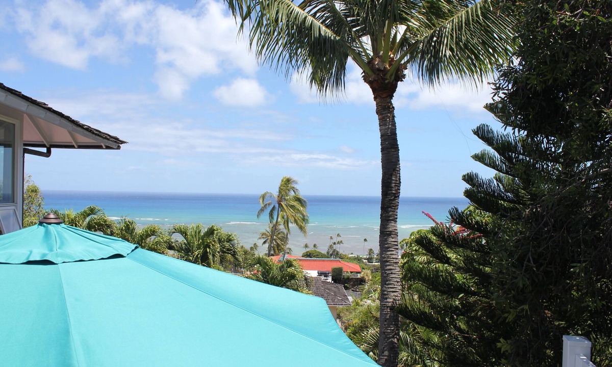 Waialae Iki Ridge Apartment | Boutique-style 1 BR 1 BA with ocean views
