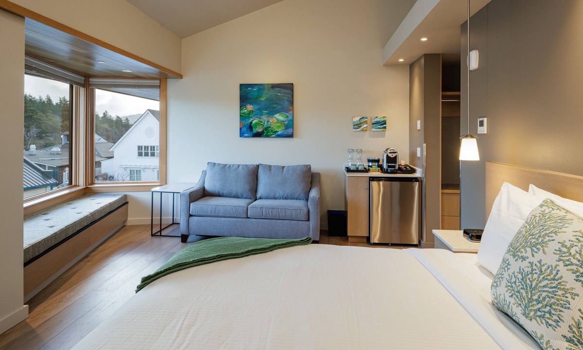 Eastsound Hotel | Clark - Imaginative Original Artwork