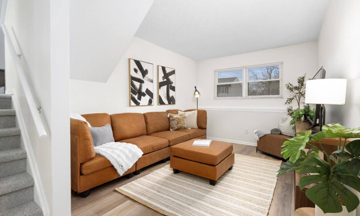 Summit Station House | Clean, comfortable, and versatile home, perfect for long stays