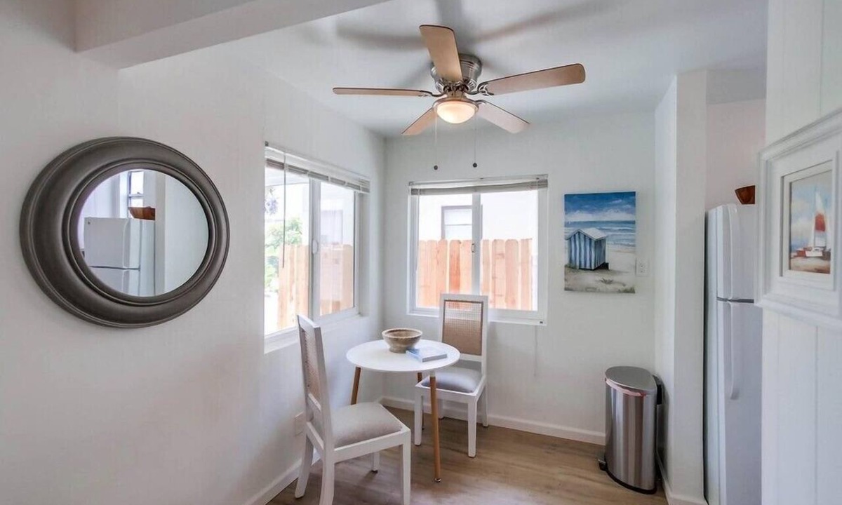 South Mission Beach Condo | Convenient Ground Level * Steps to Ocean * Outdoor Patio