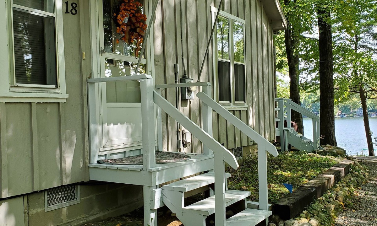 Lake George Cottage | Cottage - near Lake George & Saratoga & Adirondacks