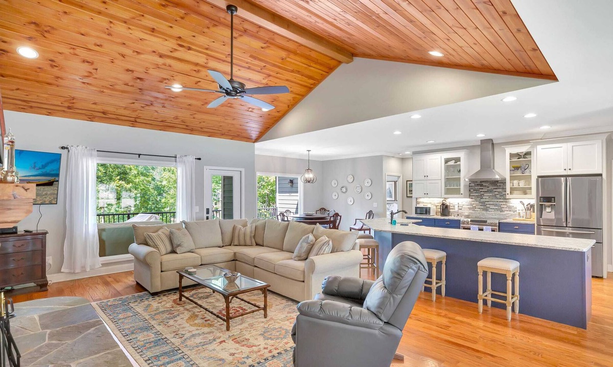 Saxony Forest House | Crooked Trace Getaway