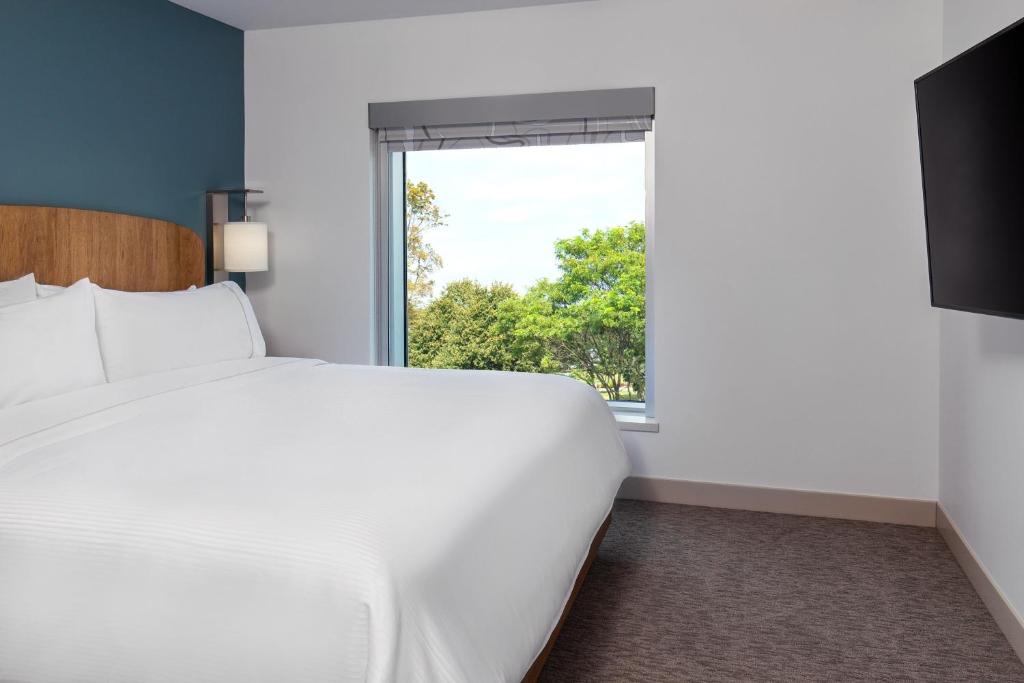 North Chelmsford Hotel | Element by Marriott Chelmsford