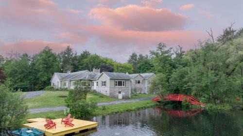 Palenville House | Game Farm Villa by AvantStay