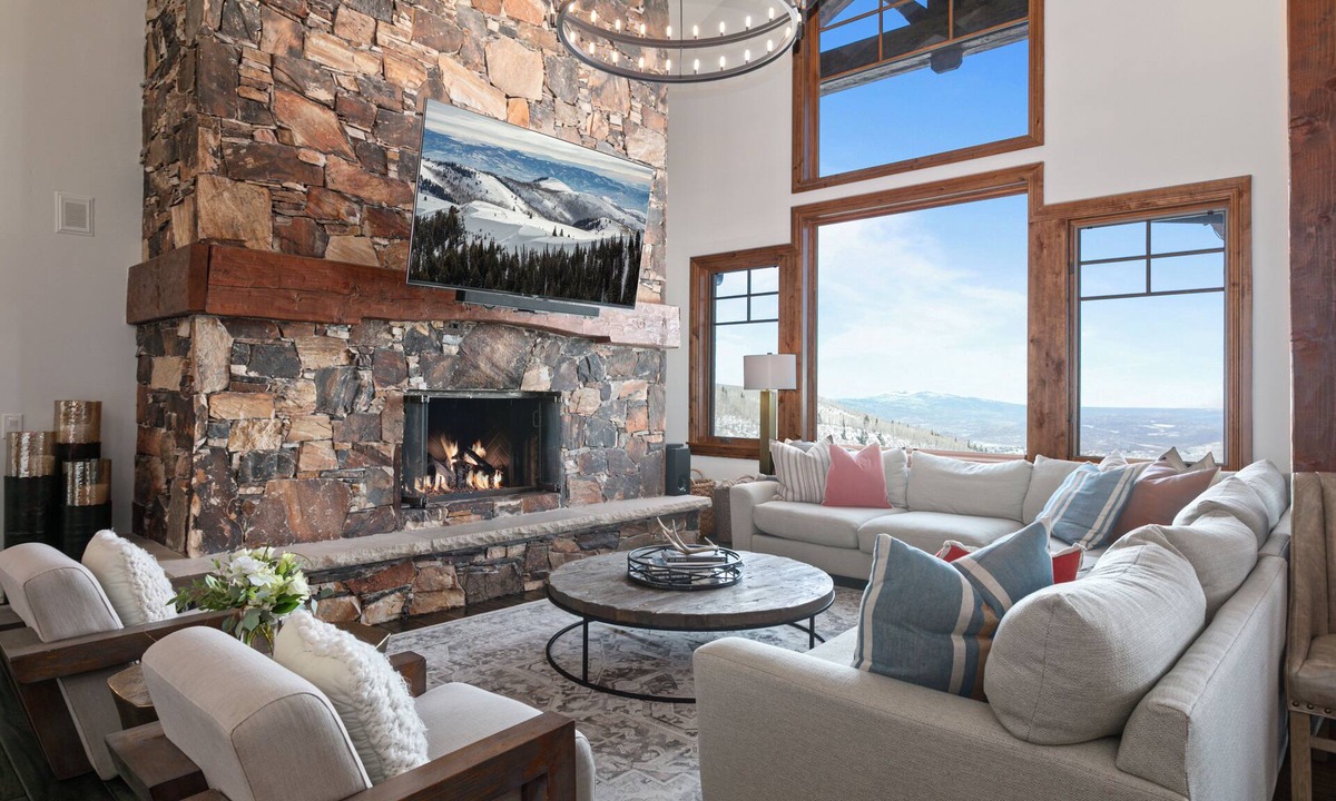 Empire Pass Condo | Grand Lodge - 5 Bedroom Condo Penthouse #505 - Ski-in/ski-out by Deer Valley Resort