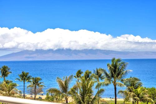 Kaanapali Apartment | KBM Resorts Spacious 4-Bedroom Honua Kai Collection Multi Unit Listing Same Floor Ocean Views 2 Free Rental Cars HKH-51650