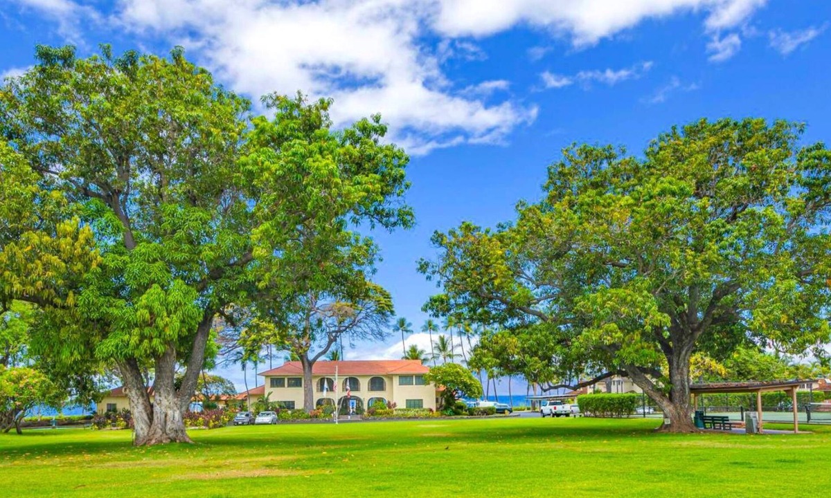 Downtown Lahaina House | Maui 3 Bedroom Townhome Sleeps 6