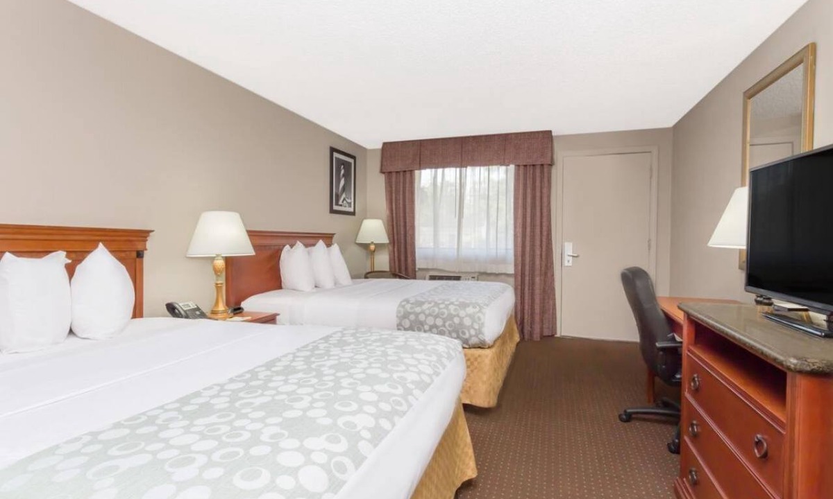 St. Augustine Hotel | Near St. Augustine Beach. Spacious Space with Pool Access, Free Parking