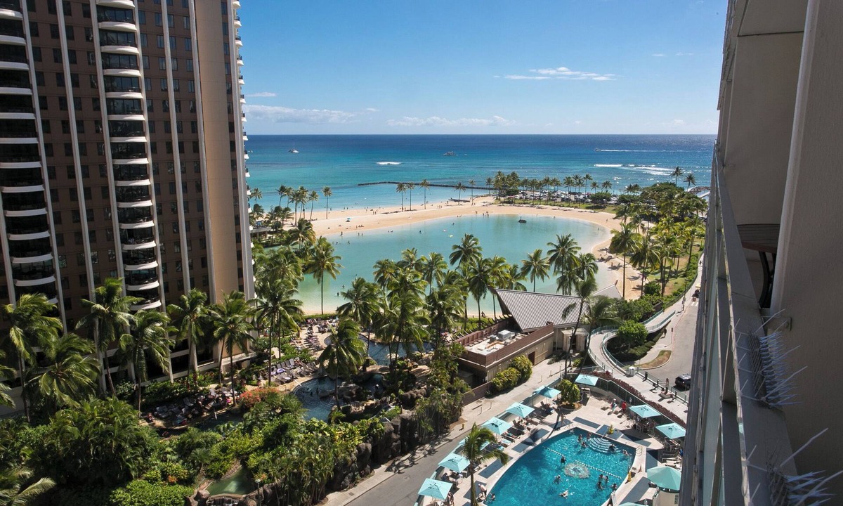 Waikiki Condo | Newly renovated luxury studio with beautiful ocean & lagoon view!