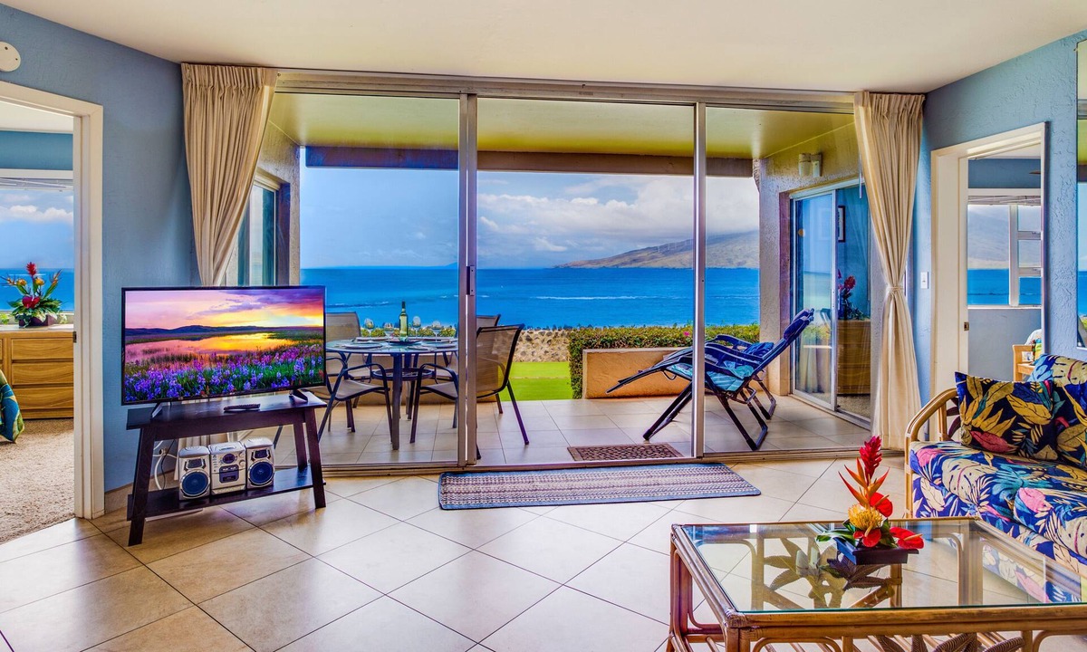 Kihei Condo | Oceanfront! Air Conditioned! Amazing Views! Ground Floor! 3 Bedroom 2 Bath
