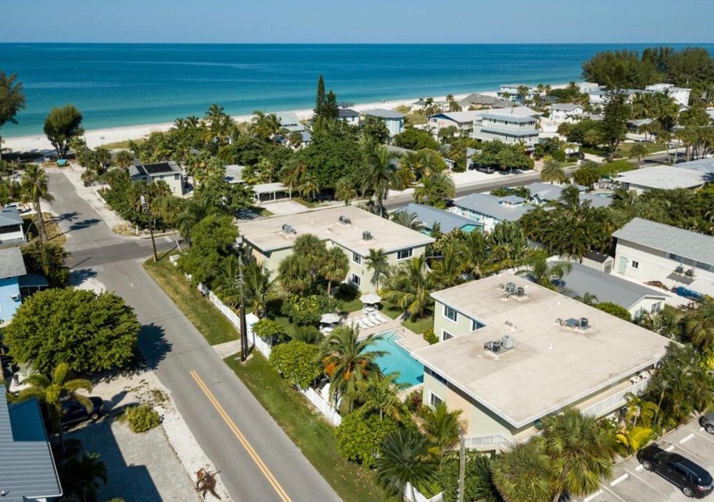 Ilexhurst Apartment | Palm Cay 6