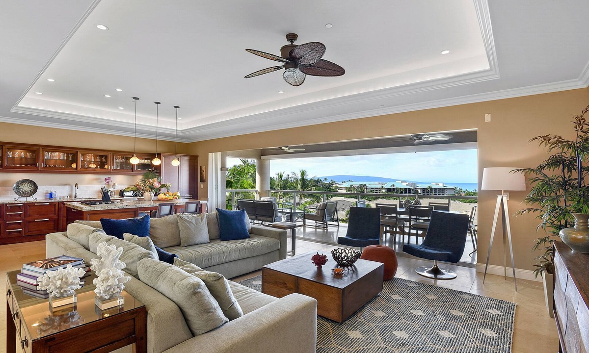 Wailea House | Panoramic Views - Fourth Row Ho'olei - One of a Kind 112-4