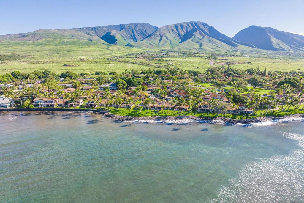 Historic Lahaina Front Street House | Puamana 30-2