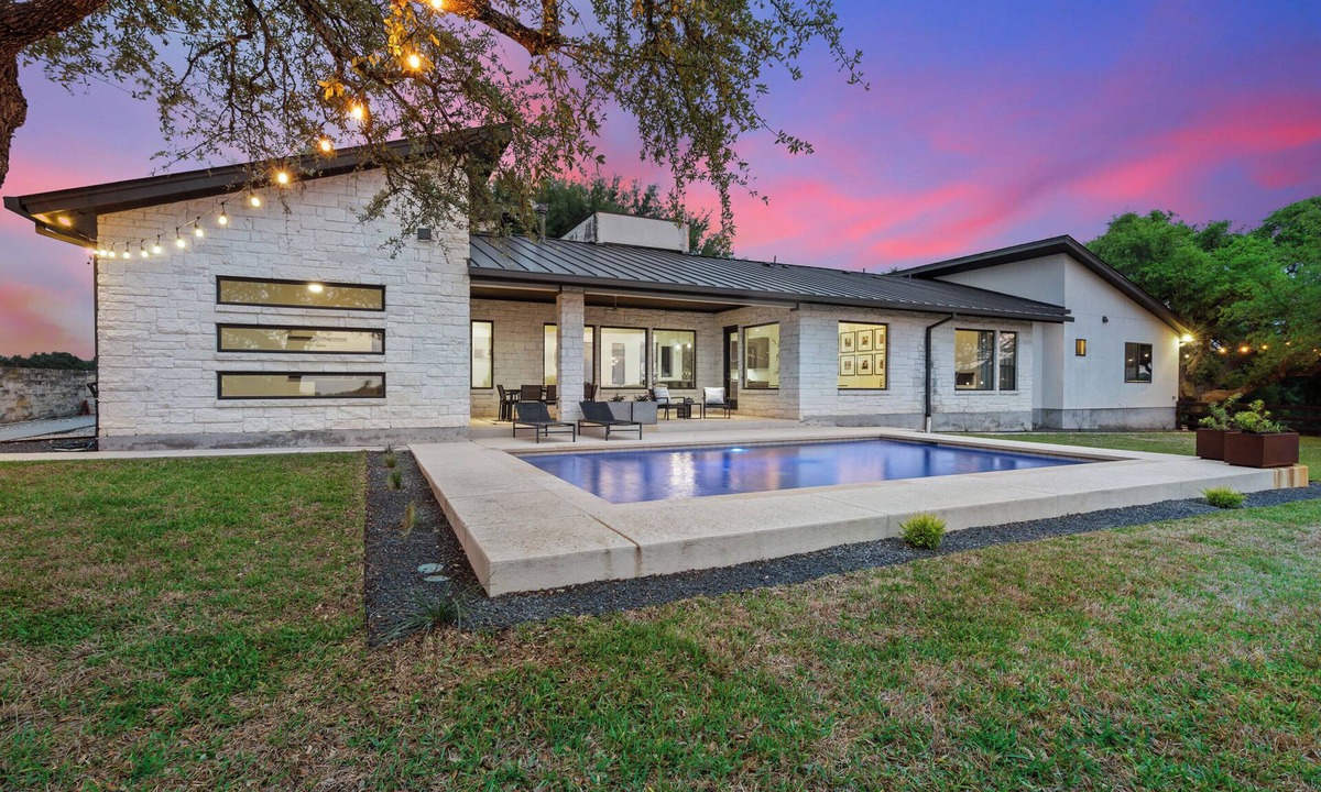 Liberty Hill House | Riverfront Oasis With Private Heated Pool