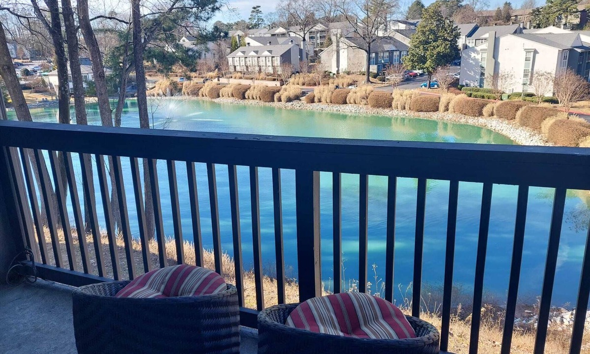 Smyrna Apartment | The Lake view by the Truist Park