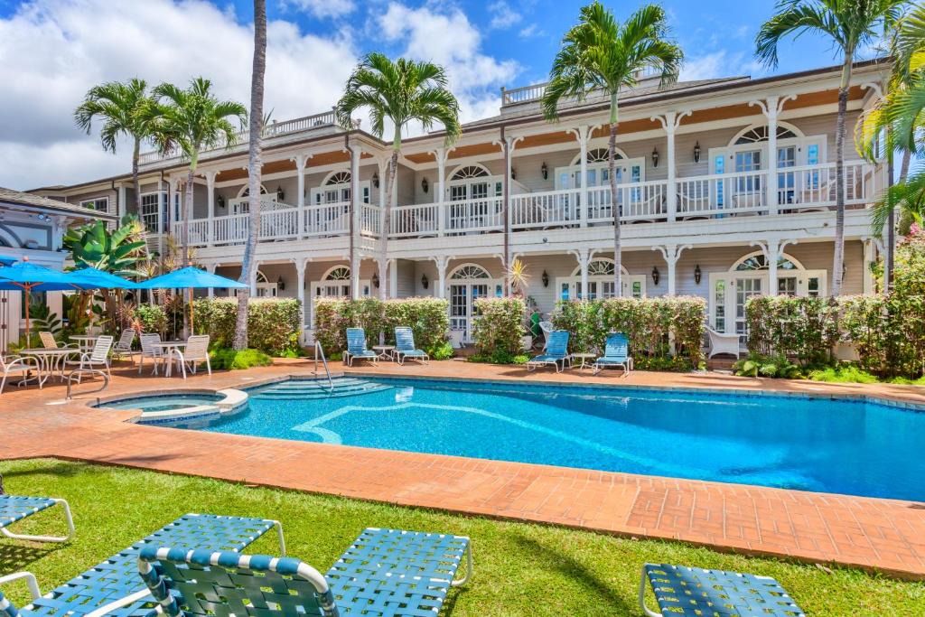Historic Lahaina Front Street Hotel | The Plantation Inn - Free Breakfast