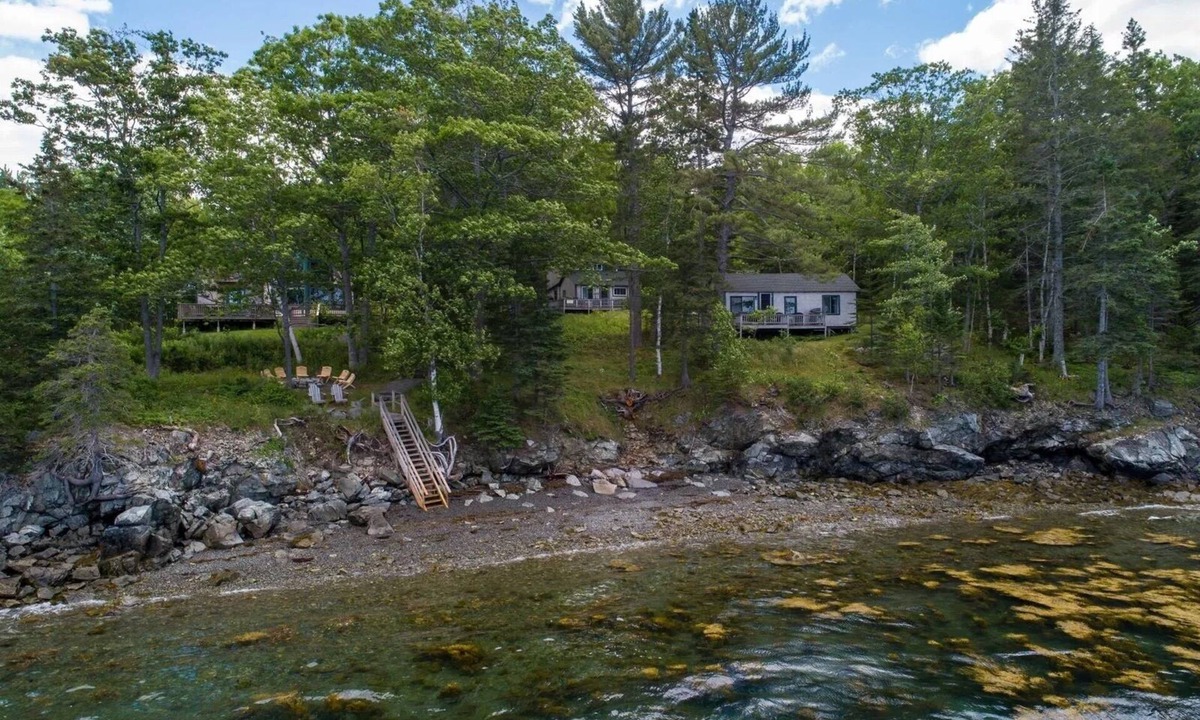 Salsbury Cove House | Three cottages for family time, sit by the fire pit on the ocean near ACADIA NP!
