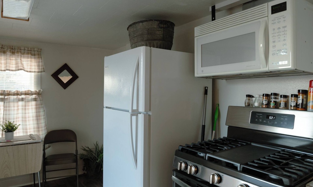 Mobridge House | Walleye Waters