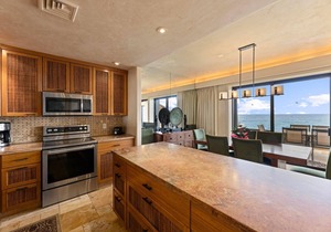 Makena Surf | F208 | Beachfront Resort