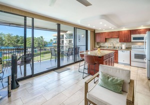 Maui Parkshore 307 - Stunning Ocean View 2bd/2ba Overlooking Kamaole III Beach
