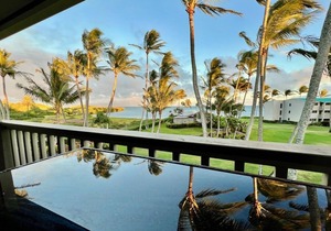 Ocean view condo with shaded lana'i, WiFi & shared pool, tennis, grills, cabana