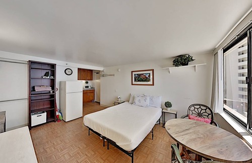 McCully - Moiliili Condo | 24 m² Condo ∙ 2 guests