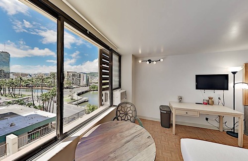 McCully - Moiliili Condo | 24 m² Condo ∙ 2 guests
