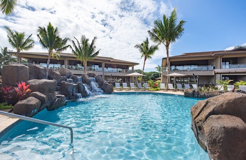 Honokowai Villa | 3 bedroom 3 bath Luana Villa Oceanfront Resort Pool view Ground Floor