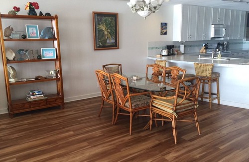 Kahana Condo | 5th Floor Oceanfront-Great Reviews-1 of the biggest condos on Maui-AC-Sleeps 10+