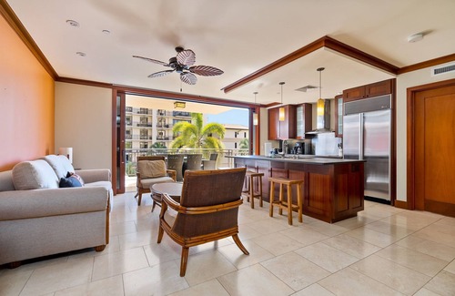 Ko Olina House | Beachfront Condo at Beach Villas at Ko Olina | Hale Hoaloha by AvantStay