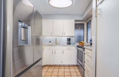 Kaanapali Condo | EL K203 2BD Condo w AC Pool Beach Cabana