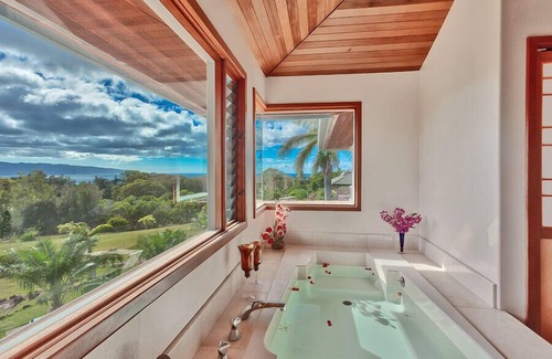 Pupukea House | Enjoy this Lovely Tropical Paradise!