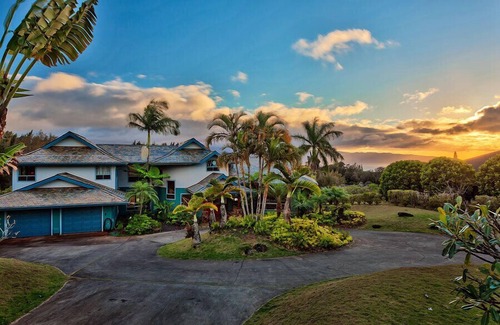 Pupukea House | Enjoy this Lovely Tropical Paradise!