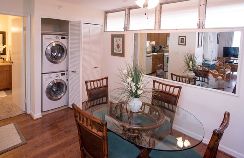 Kahana Condo | Escape To Maui! Beautiful 1 Bedroom With Amazing Ocean Views