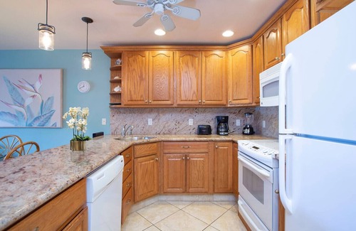 Kahana Condo | Fall Special (Sep-Nov) $200/night-Ocean views Ks B3 -enjoy island life