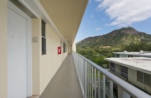 Diamond Head - Kapahulu - St. Louis Condo | Hawaiian Dream - 8th floor Ocean View w/Full Kitchen