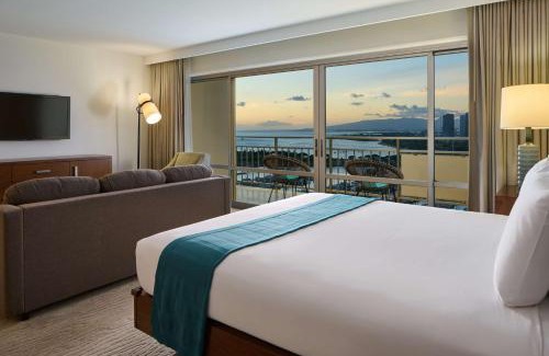 Waikiki Apartment | Ilikai Hotel & Luxury Suites