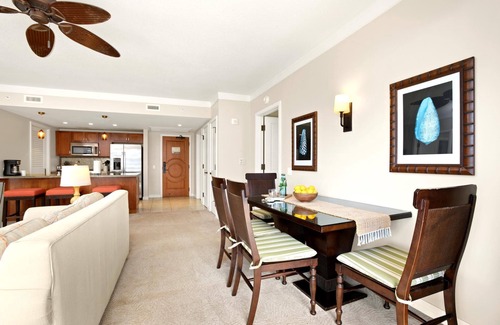 Honokowai Condo | KBM Resorts | 3 FREE CARS | Honua Kai Hokulani | Oceanview | Multi Unit Listing | Spacious lanais and resort amenities for large groups! HKH-229/47/40