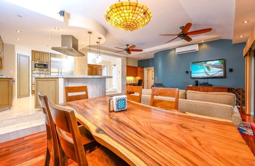 Kapalua Condo | KBM Resorts | FREE CAR | Kapalua Golf Villa | Golf Course view | 2-Bedroom Condo! KGV-14P6