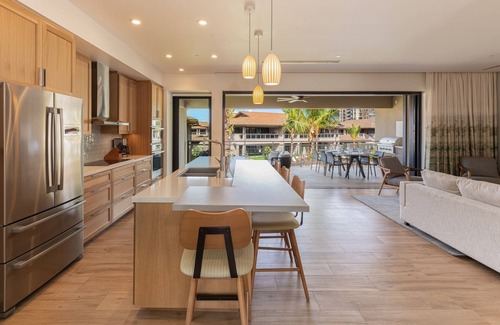 Honokowai Villa | KLVR welcomes you to Honua Kai Luana 11C Oceanfront Resort Resort and POOL view