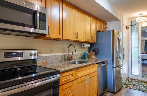 Kaanapali Condo | Maui Eldorado K-106 - April Specials!