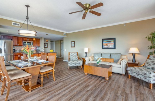 Honokowai Condo | Maui Resort Rentals: Honua Kai Konea 813 - Top Floor Deluxe 2BR, Expansive Corner Floor Plan, Stunning Ocean Views!