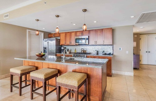 Honokowai Condo | Maui Resort Rentals: Honua Kai Konea 401 – Crown Jewel Oceanfront 2BR, Sweeping Ocean Views w/B.B.Q on Balcony