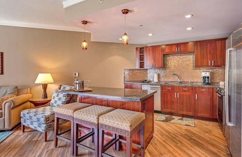 Honokowai Condo | Maui Resort Rentals: Honua Kai Konea 331 - Large Upgraded Studio w/Lush Courtyard and Peek-a-boo Ocean Views