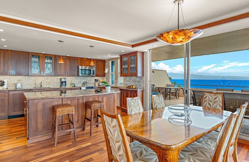 Lahaina Condo | Maui Resort Rentals: Maui Kaanapali Villas 606 - 2BR Deluxe Oceanview Penthouse w/Built-In BBQ & Panoramic Ocean Views!