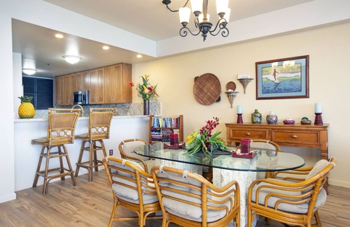 Kahana Condo | Oceanfront Renovated Corner Unit! SK353 - Sullivan